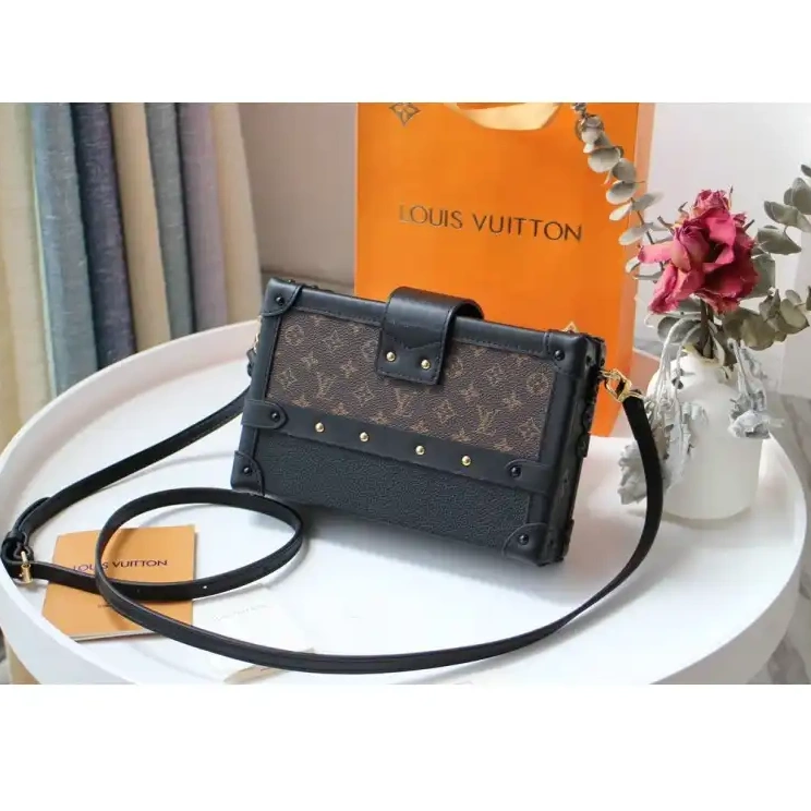Bags 206B570006 LV 0517